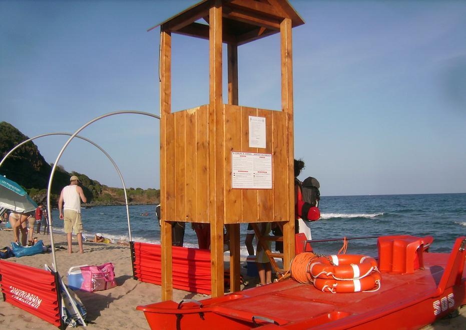 Salvamento a mare, per le torrette è tempo di smobilitare 