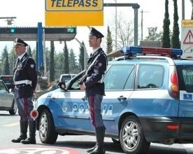 Trasportava formaggi e carne in condizioni igieniche precarie: camionista multato di 1.000 euro 