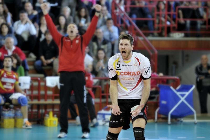 Volley, mercoledì primo test amichevole per i giallorossi: a Modena si comincia alle ore 17.30 