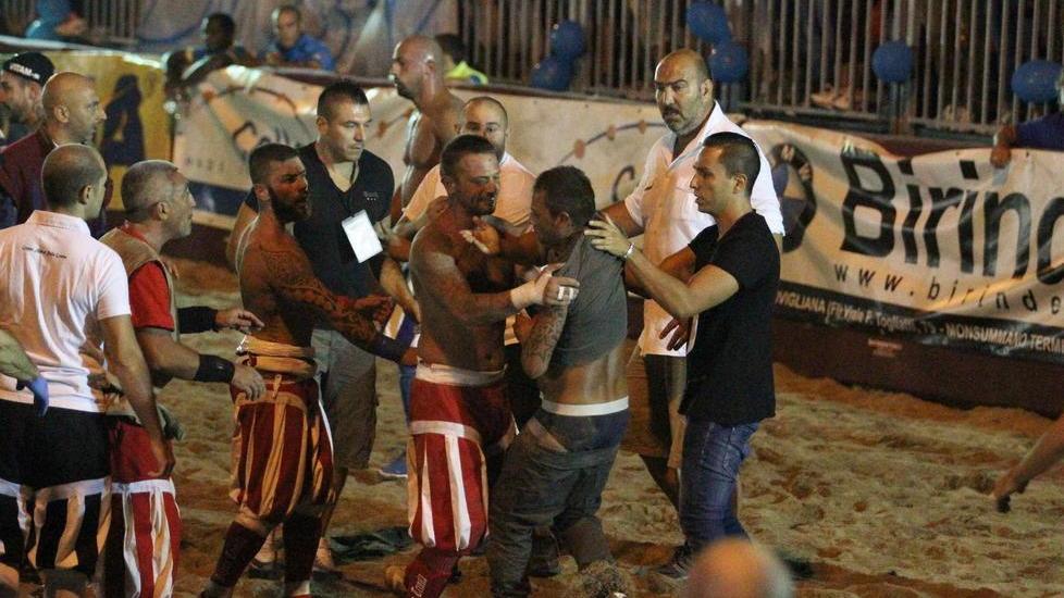 Rossi e Azzurri: «Non faremo la fine del calcio storico»