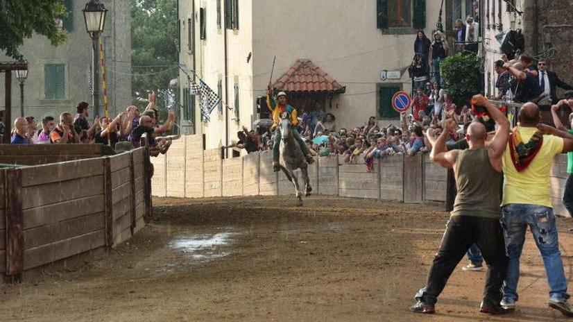 Palio di Castel del Piano, l’Opinione vincente è del Poggio