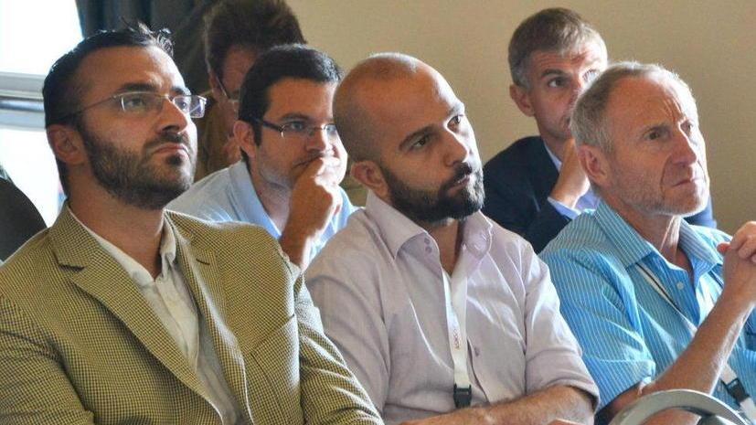 Ultra-decoder e radio via laser al conclave degli scienziati high tech