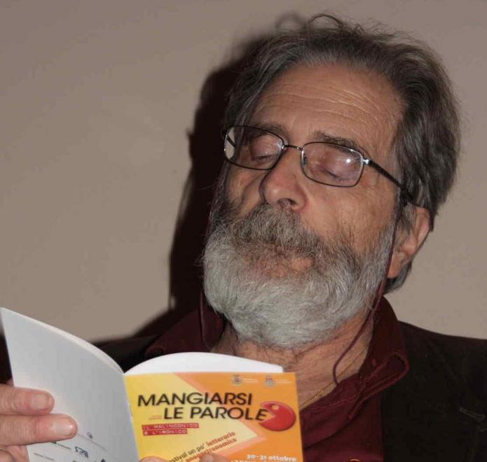 «Lasciatemi da solo, oggi devo scrivere» 
