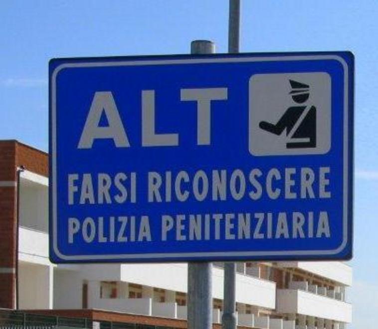Detenuto si suicida in cella a Bancali 