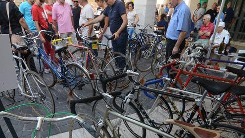 Alfa Romeo e biciclette, il vintage che piace