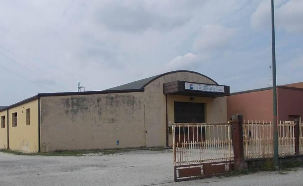 La Ilpac chiude i battenti Otto dipendenti a spasso 