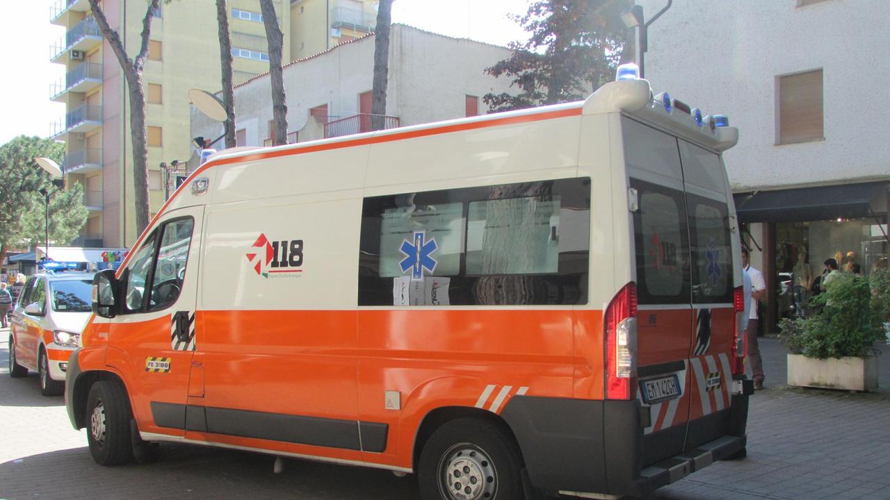Un'ambulanza del 118