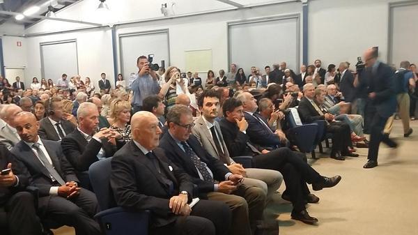 Blog Pratoinfiera. Primo giorno di Premiere Vision con qualche disagio