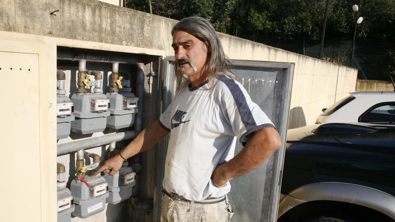 Torna dalle vacanze e trova i sigilli al contatore del gas