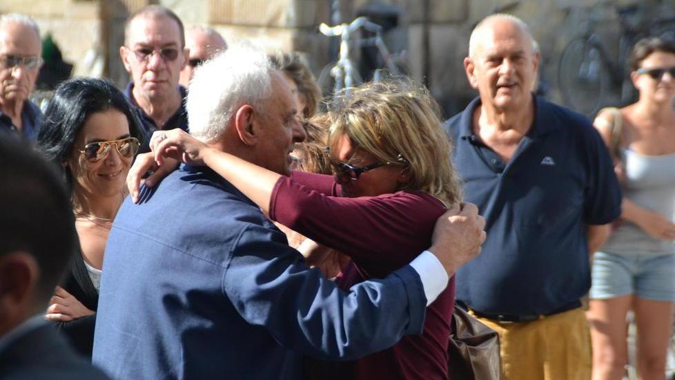Una folla commossa per salutare Giorgio Marchetti nella Cattedrale di San Martino