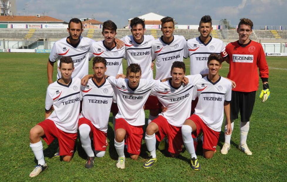 Cecina spreca troppo e butta via la vittoria 
