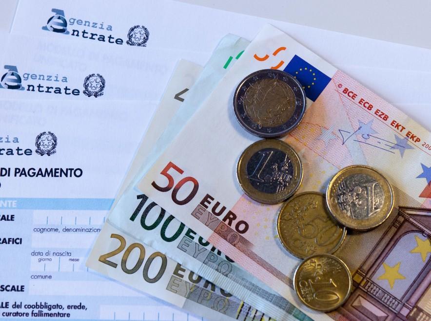 Tasse, autunno caldo e stangata a dicembre 