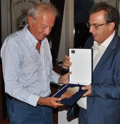 Il sindaco Diana premia Mario Segni «È un concittadino»