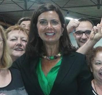 Renzi in piazza Municipale Boldrini al Teatro Comunale