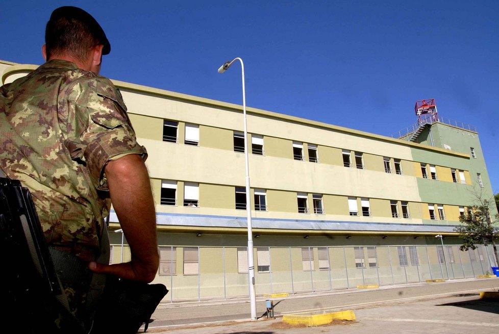 Altri settanta migranti in Sardegna, arrivano dalla Sicilia 