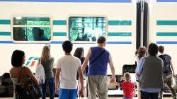 Maltempo: treni in ritardo, disagi per i pendolari