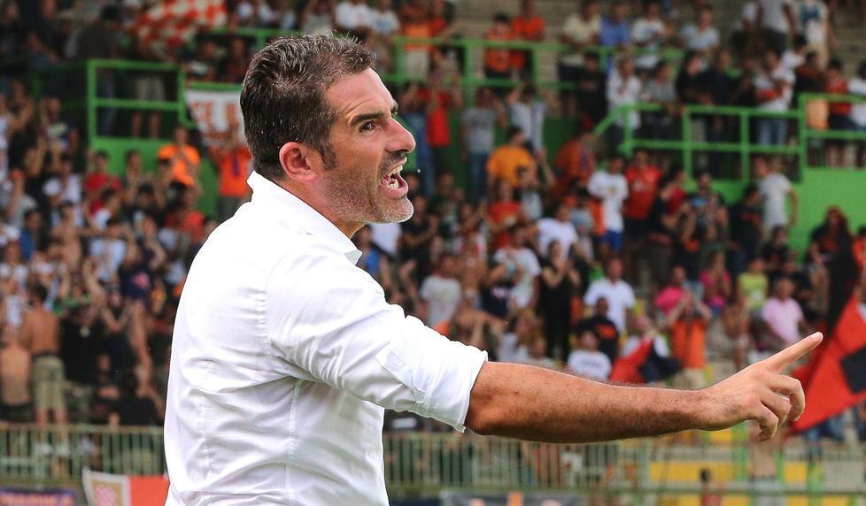 Due squalificati, Lucarelli infuriato 