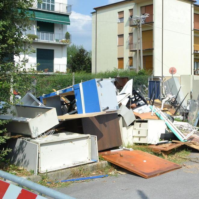L’Asl: saranno rimosse al più presto le vecchie attrezzature dell’ex ospedale