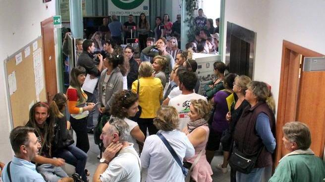 In centinaia rischiano di restare senza assegno di disoccupazione