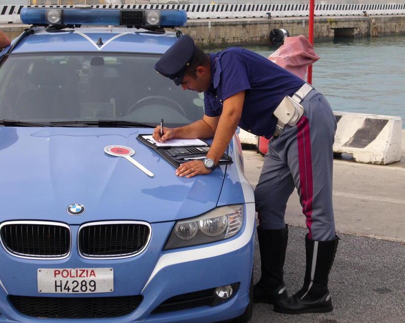 Controlli estivi sulle strade: oltre 300 multe e 30 denunce 