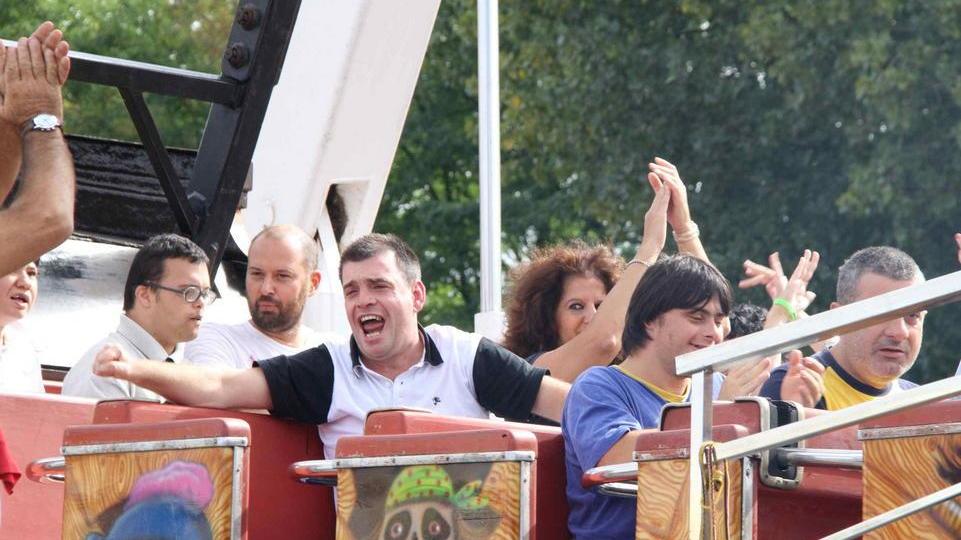 Prato, tutti insieme sulle giostre appassionatamente