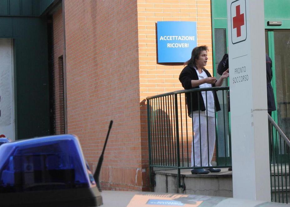 Nove coltellate al padre, arrestato per tentato omicidio 