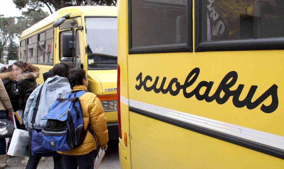 Scuolabus dal 17, la mensa inizierà in date scaglionate
