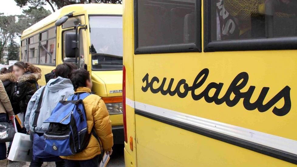 Scuolabus dal 17, la mensa inizierà in date scaglionate