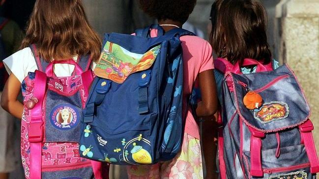 Topi in strada, protesta nelle vie Pau e Toti