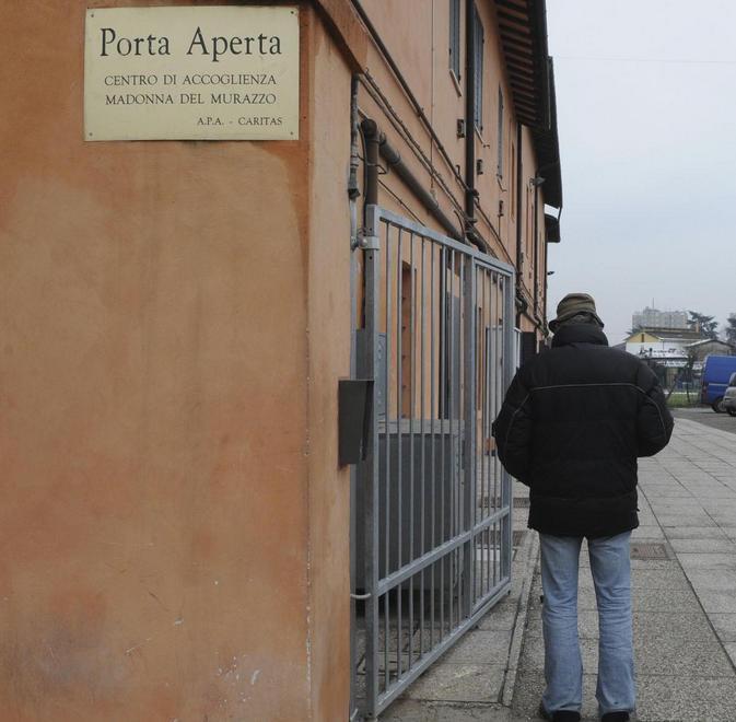 Corvo del Policlinico Federico: «Nessuno mi ha mai querelato» 