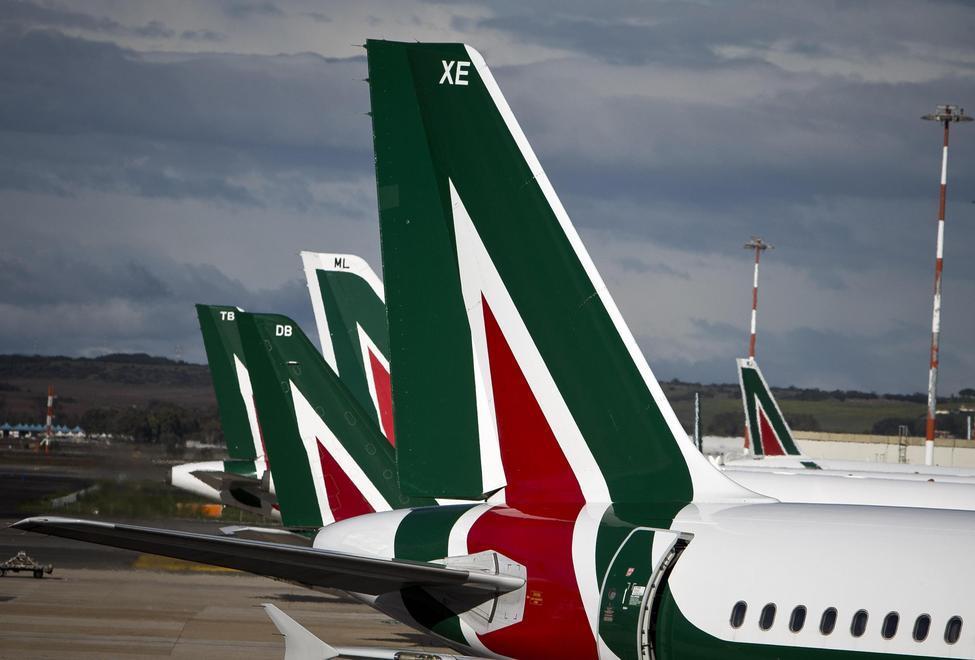 Il volo Roma-Cagliari atterra alle 3 del mattino con 5 ore di ritardo 