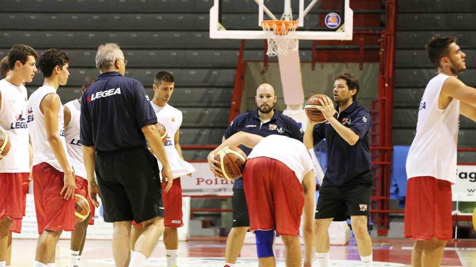 Basket, test al PalaCarrara dal gusto amarcord