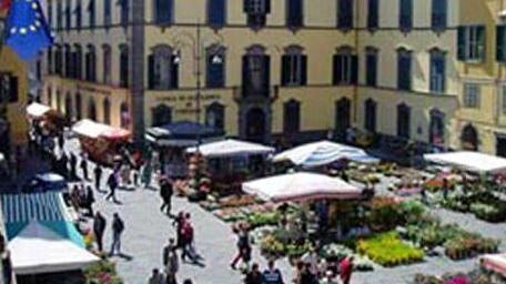 Arci Babel sfida il sindaco sul divieto accattonaggio