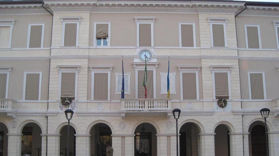 «Dalle opposizioni forzature e calunnie»