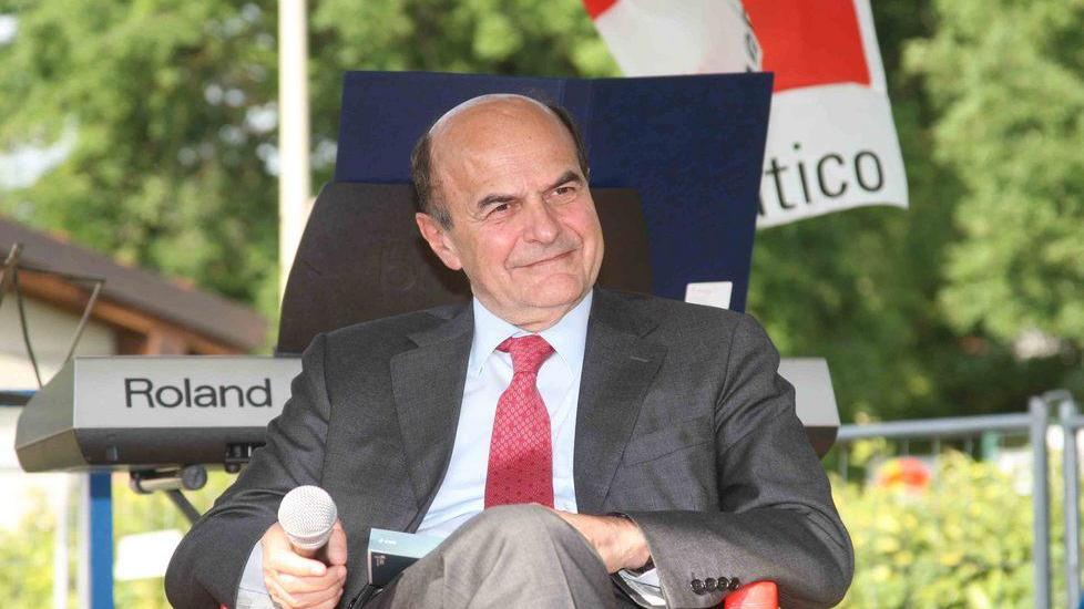 Pierluigi Bersani a Festareggio, la diretta twitter