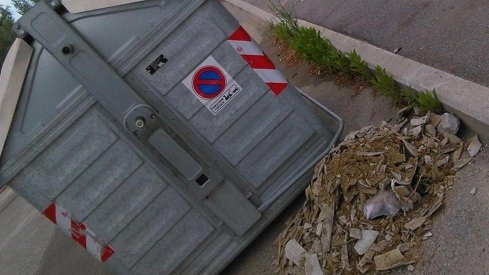 Lunedì sarà rimosso l'eternit abbandonato a Salviano