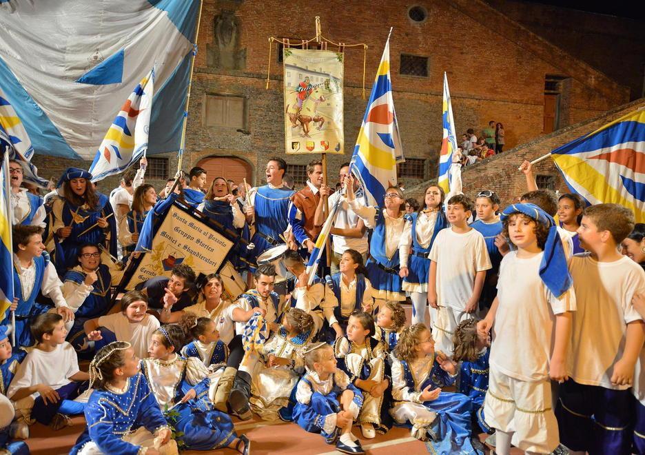 A Cerreto è di nuovo Palio stavolta si sfidano i baby 