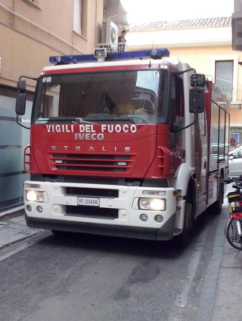 Pentola dimenticata sul fuoco rischia di causare un incendio