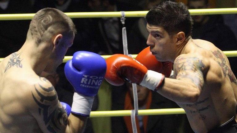 Matano cede la corona italiana dei superwelter al nono round