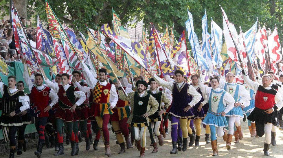 Capitale per le bandiere Ferrara prima candidata 
