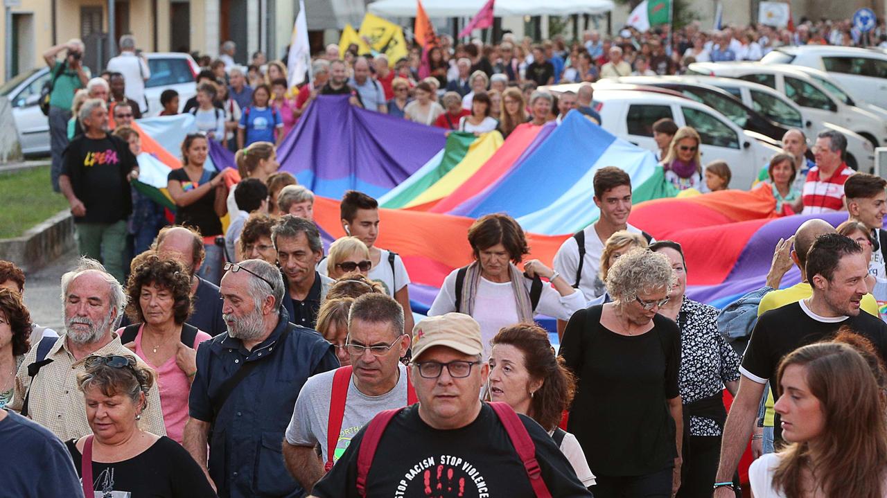 In centinaia alla Marcia per la pace e la giustizia