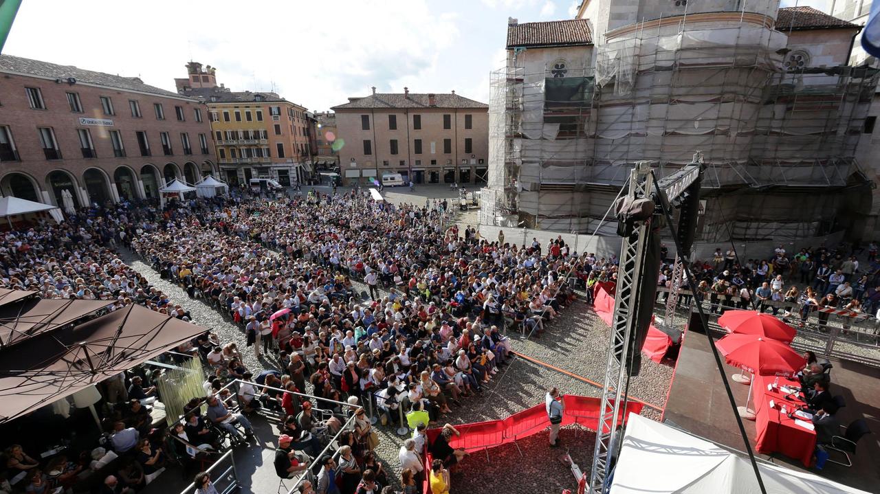 Il tema del festival 2015 sarà "Ereditare"
