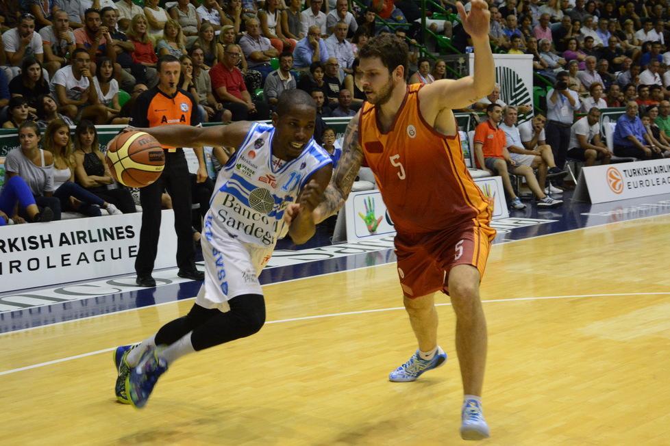 La Dinamo batte il Galatasaray e vince il torneo Città di Sassari 