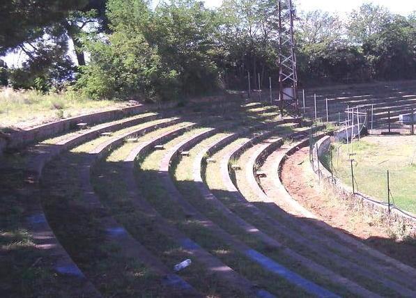Riapre la curva Tolla grazie agli Ultras