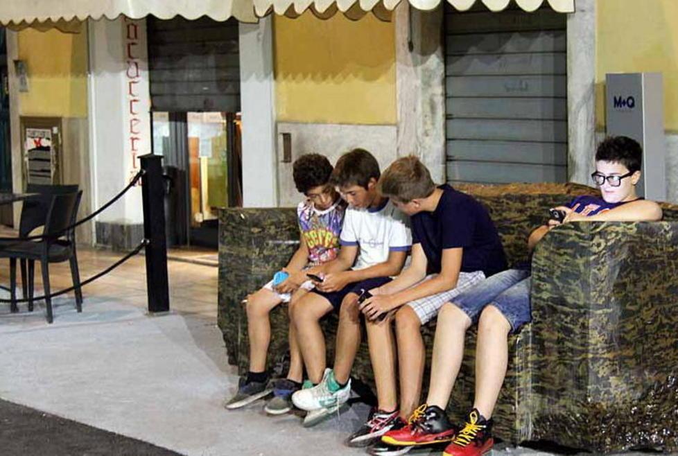 «Il sindaco adesso deve scoprire le cause dei miasmi»