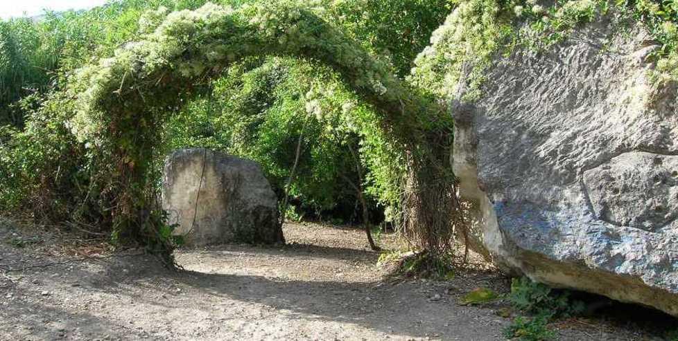 Ossi, passeggiata ecologica e gastronomica