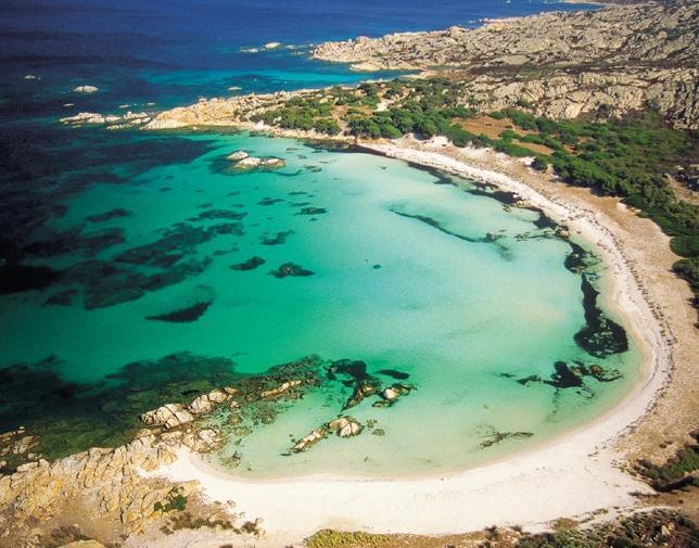 Bagno proibito nelle acque dell’Asinara, due tedeschi denunciati 