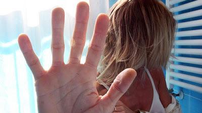 Perseguita e insegue in auto l’ex fidanzata, 23enne arrestato per stalking
