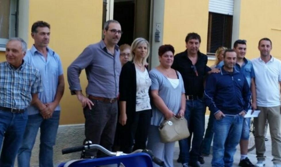 Occuparono la banca, ora possono tornare a casa 