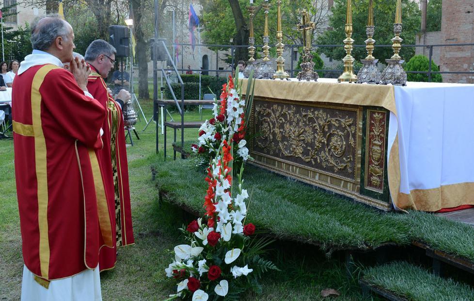 Esposti i frammenti della Croce 